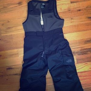 The North Face Snowsuit ❄️ 🎿